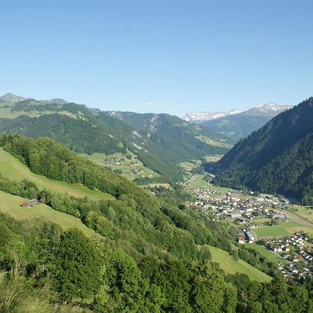 Gaestehaus Alpina In Fanas Kültér fotó