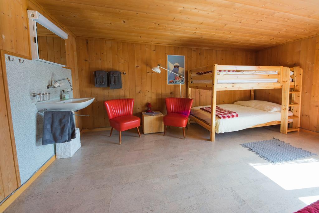 Gaestehaus Alpina In Fanas Kültér fotó