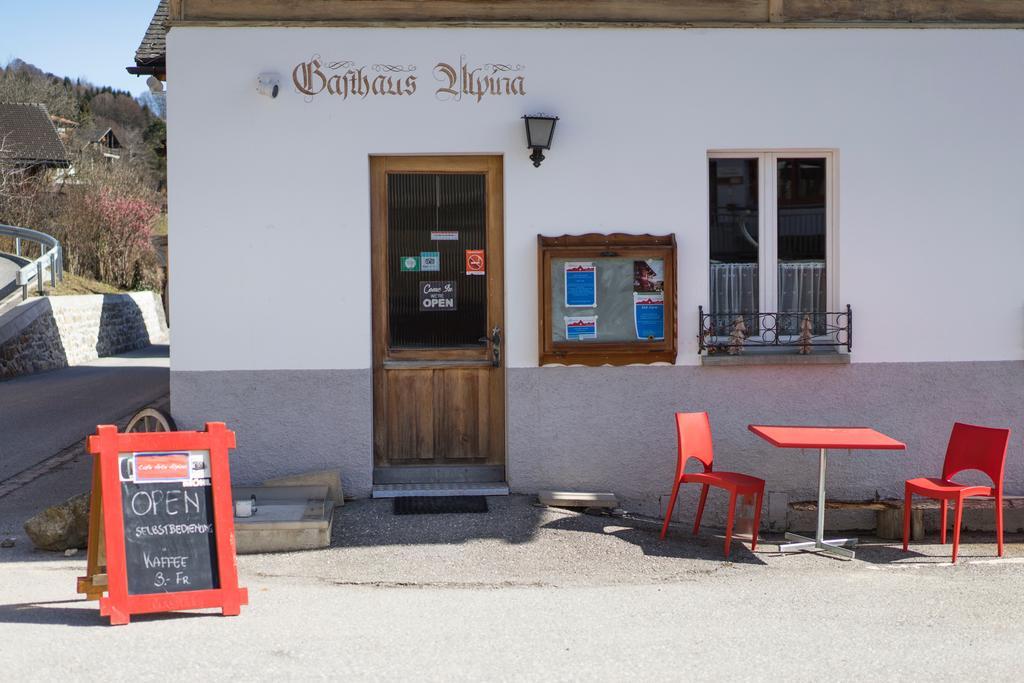 Gaestehaus Alpina In Fanas Kültér fotó